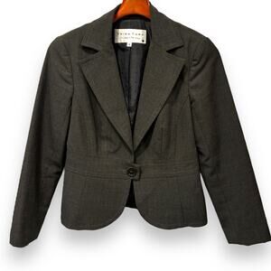 Trina Turk Cropped Single Button Blazer Size 6 Flattering Seaming Charcoal Gray